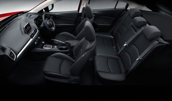 萬事得 Mazda 3 2015